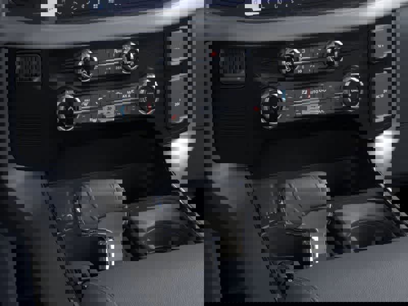 New 2025 Ford F150 Lightning XLT image 15