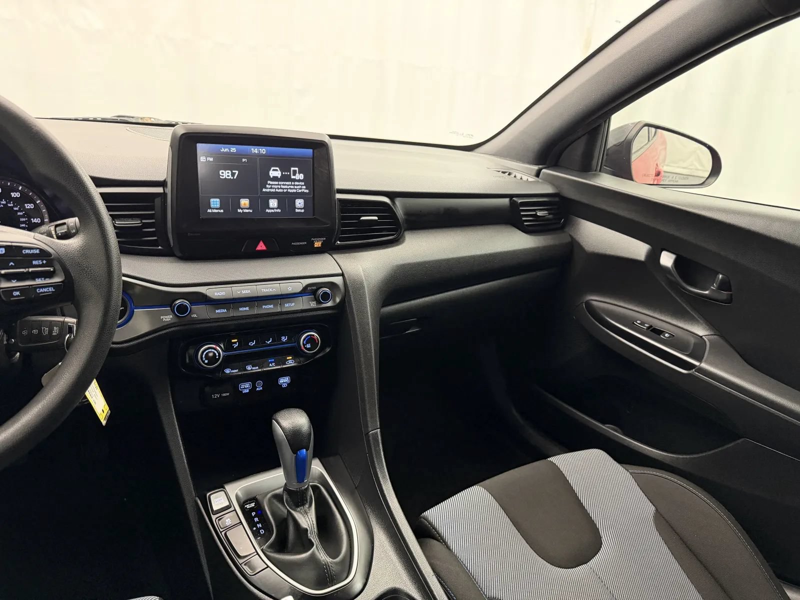Used 2019 Hyundai Veloster 2.0 FWD image 20