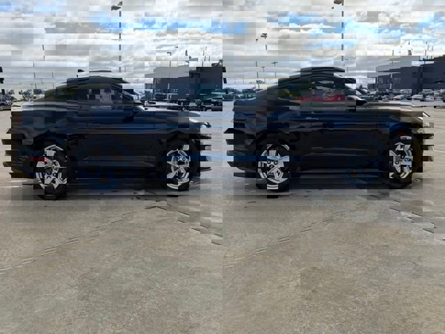 Used 2020 Ford Mustang Coupe image 6