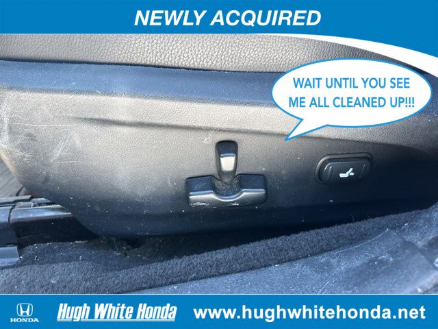 Used 2011 Subaru Outback 3.6R Limited w/ PWR Moonroof Pkg image 7