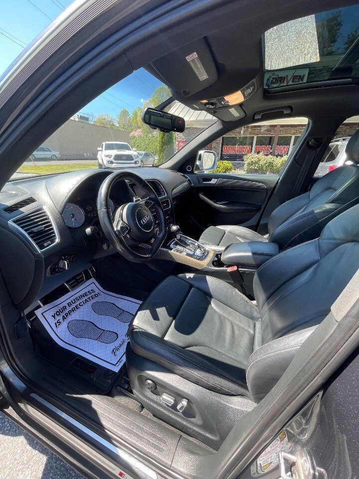 Used 2015 Audi SQ5 Premium Plus w/ Technology Package AWD/4WD image 13