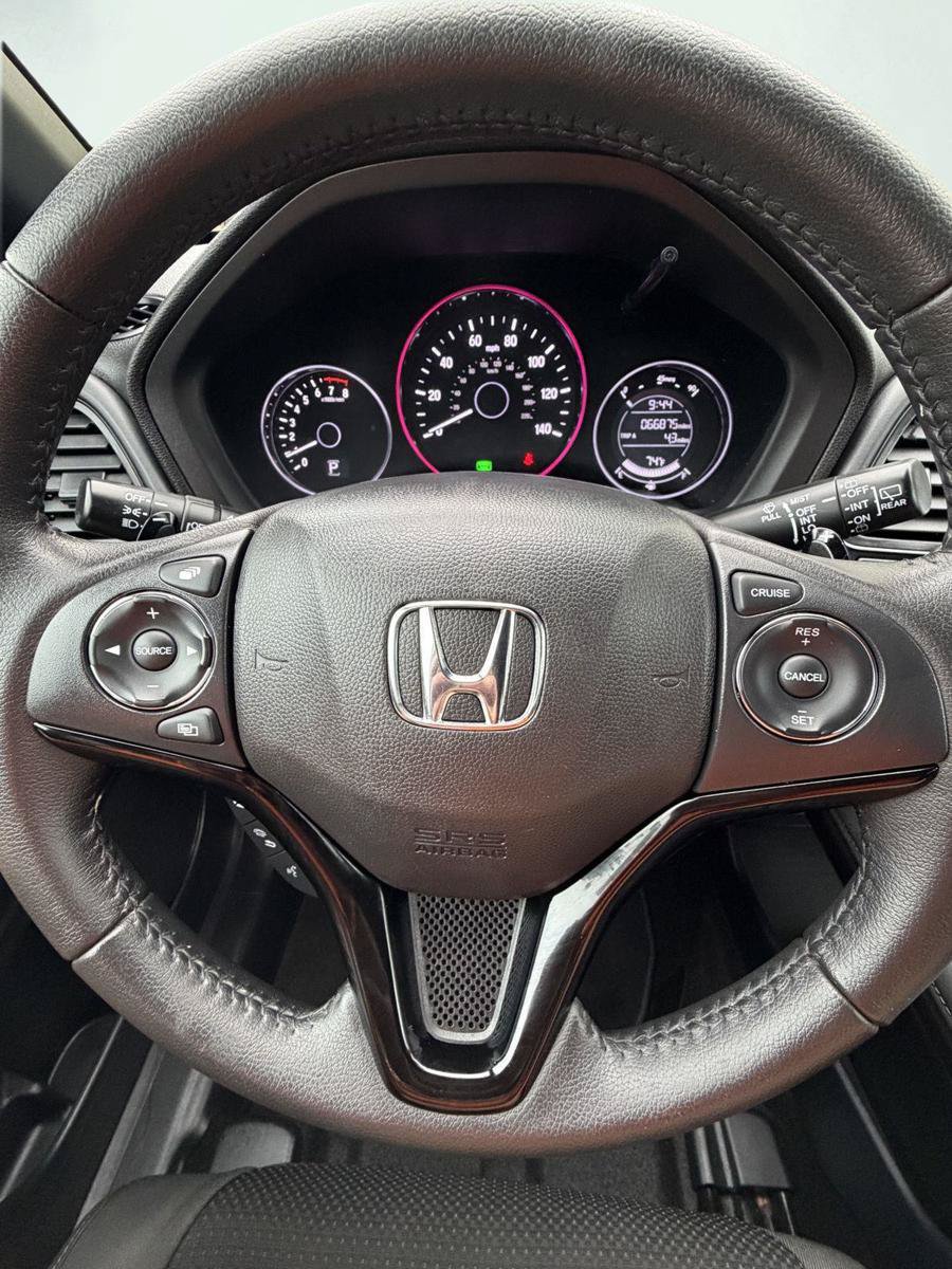 Used 2022 Honda HR-V Sport image 7