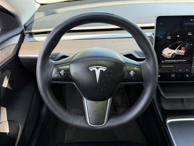 Used 2022 Tesla Model 3 Long Range AWD/4WD image 11