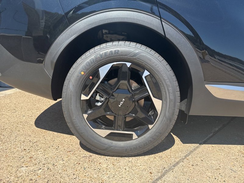 New 2026 Kia Sportage S image 9