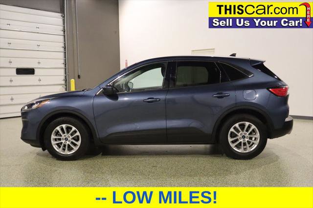 Used 2020 Ford Escape SE image 4