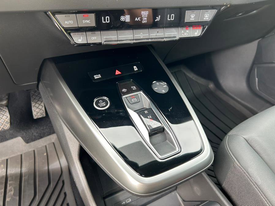 Used 2023 Audi Q4 e-tron Prestige w/ 20" Wheel Package image 23
