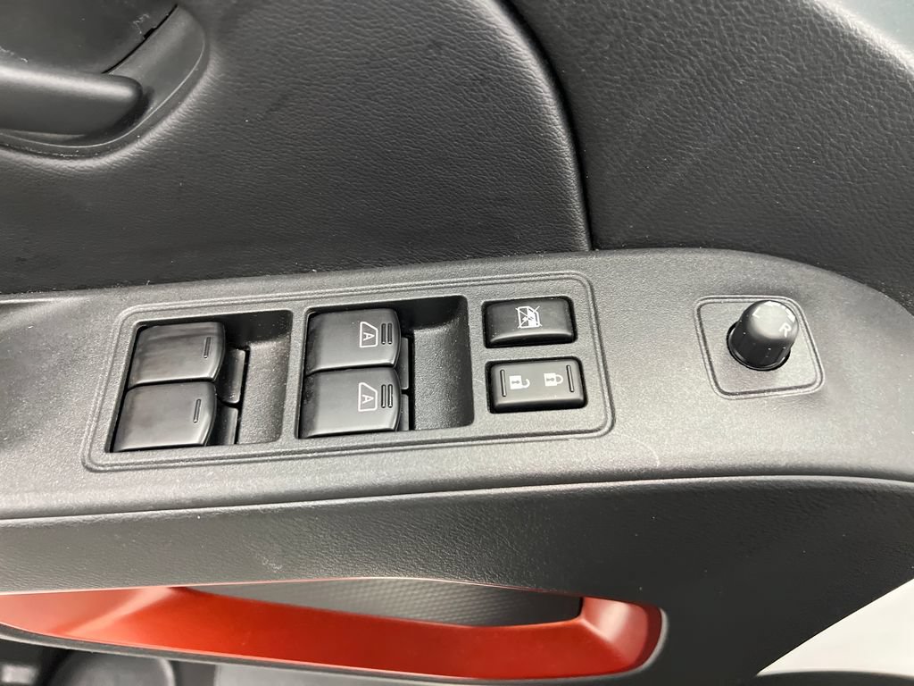Used 2026 Nissan Frontier PRO-4X AWD/4WD image 15