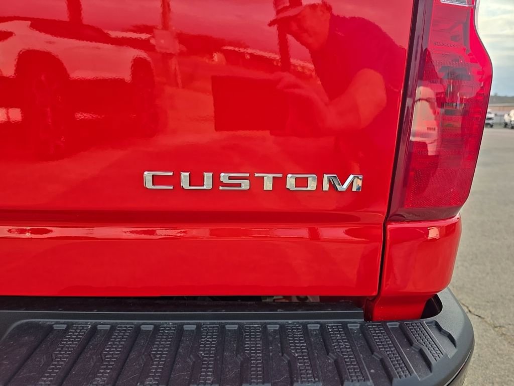 New 2026 Chevrolet Silverado 2500 Custom w/ Custom Value Package image 7