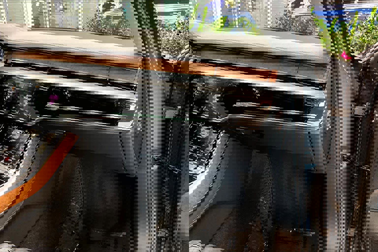 Used 2019 Audi A8 L 3.0T w/ Executive Package image 18