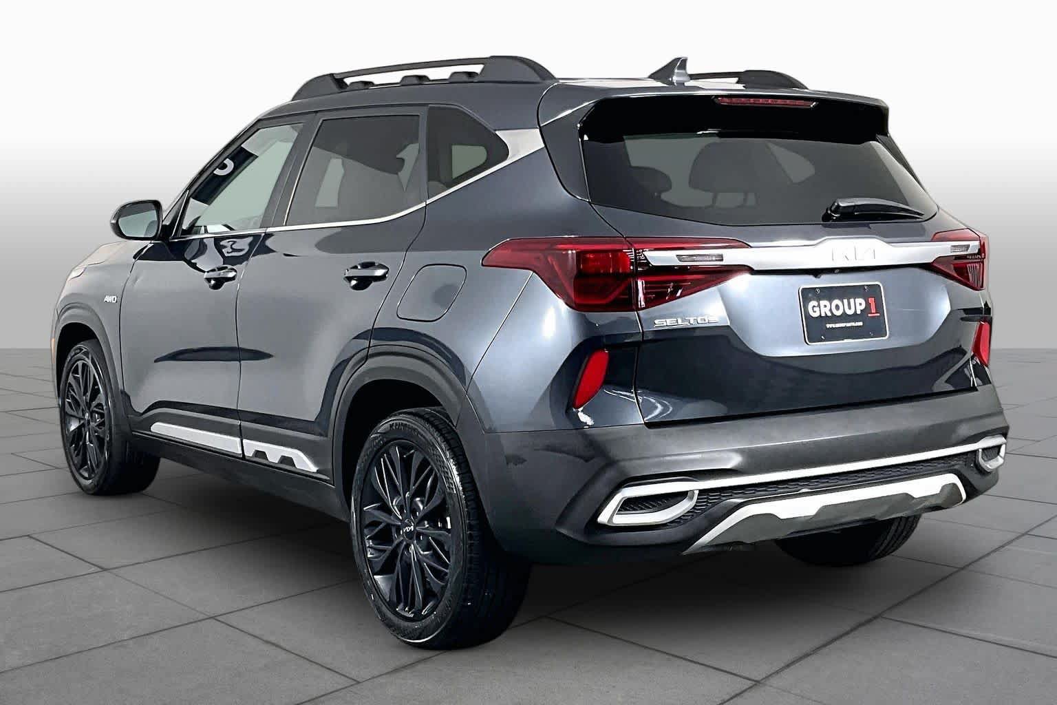 Used 2022 Kia Seltos Nightfall Edition AWD/4WD image 11