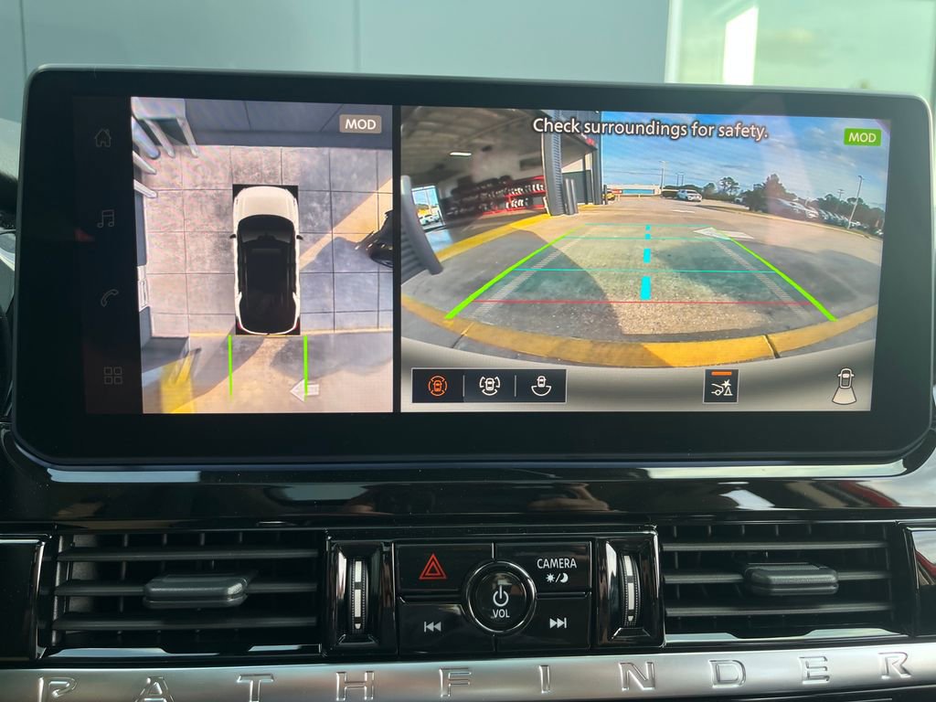 New 2026 Nissan Pathfinder Platinum image 24