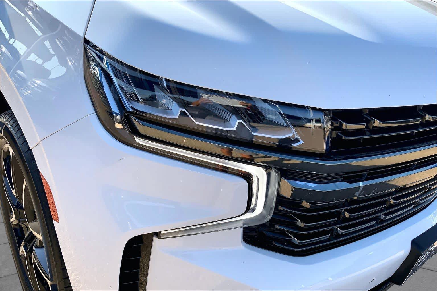 Used 2022 Chevrolet Tahoe RST w/ Luxury Package AWD/4WD image 28