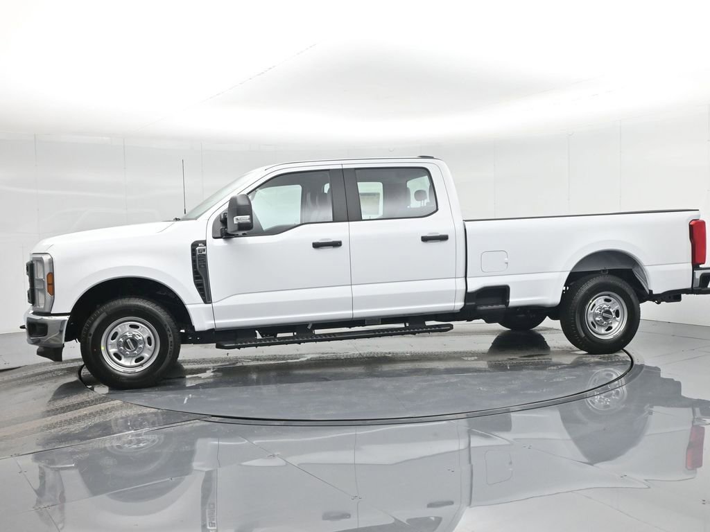 New 2026 Ford F250 XL w/ XL Chrome Package image 20