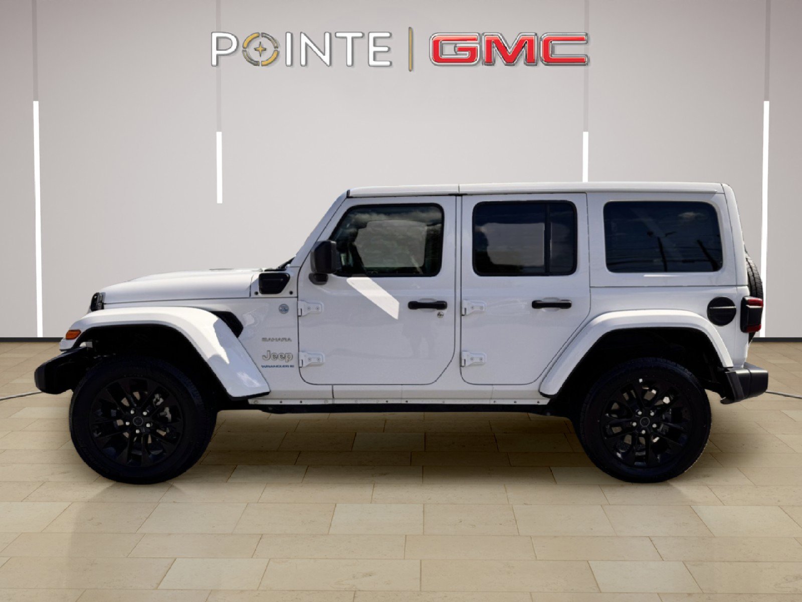 Used 2024 Jeep Wrangler Sahara image 8