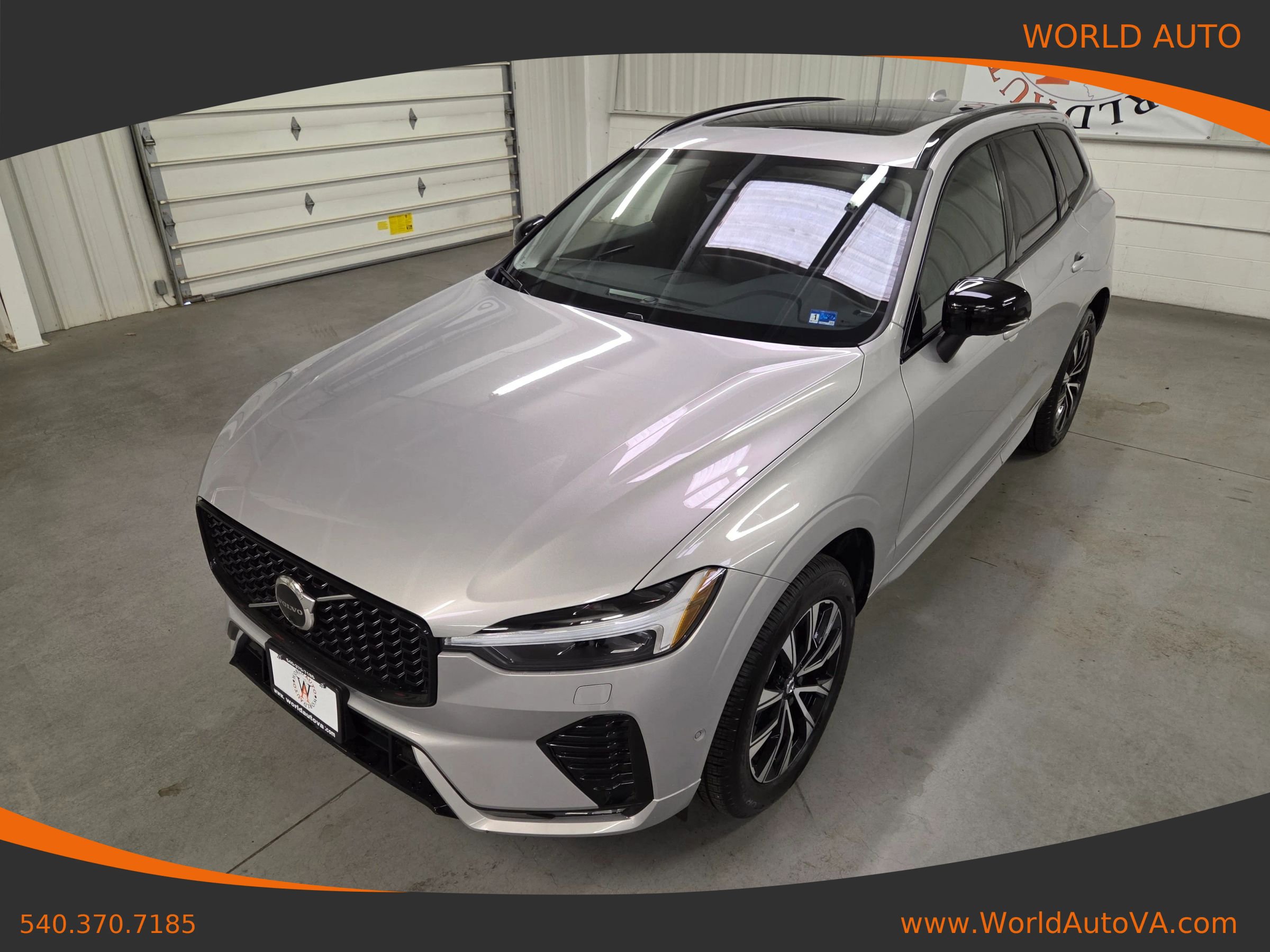 Used 2025 Volvo XC60 B5 Plus image 1