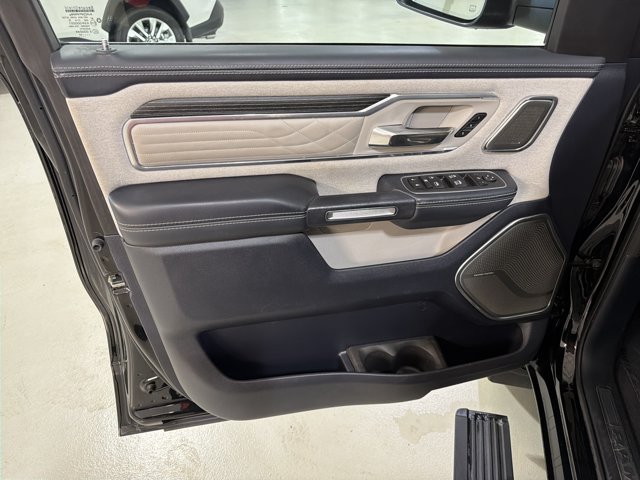 Used 2022 RAM 1500 Limited AWD/4WD image 17