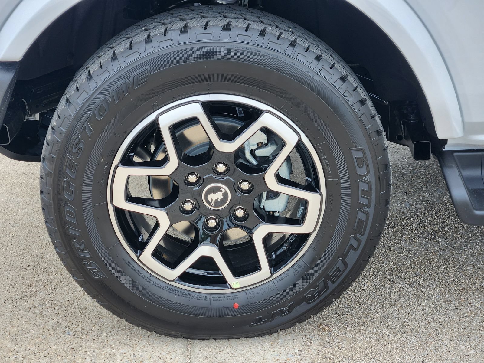 New 2026 Ford Bronco Outer Banks AWD/4WD image 12