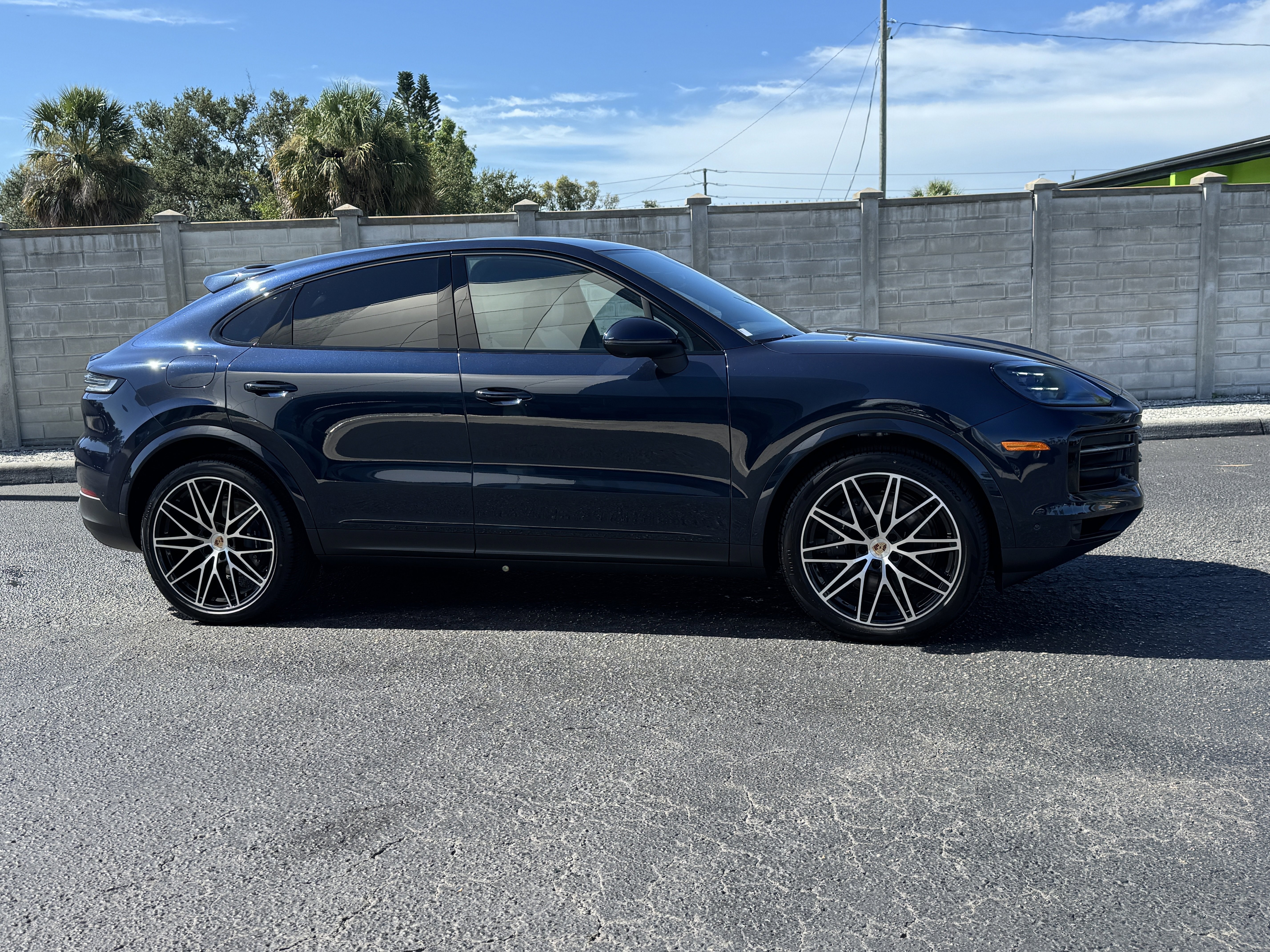 New 2026 Porsche Cayenne Coupe image 7