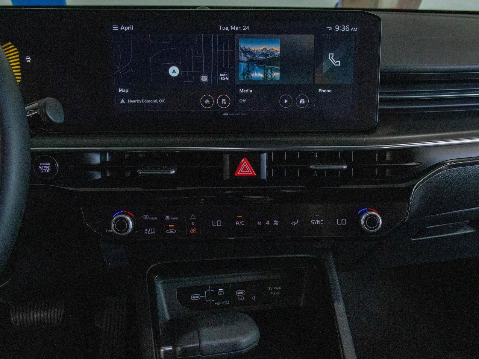 Used 2025 Kia K5 GT-Line w/ GT-Line Premium Package FWD image 4