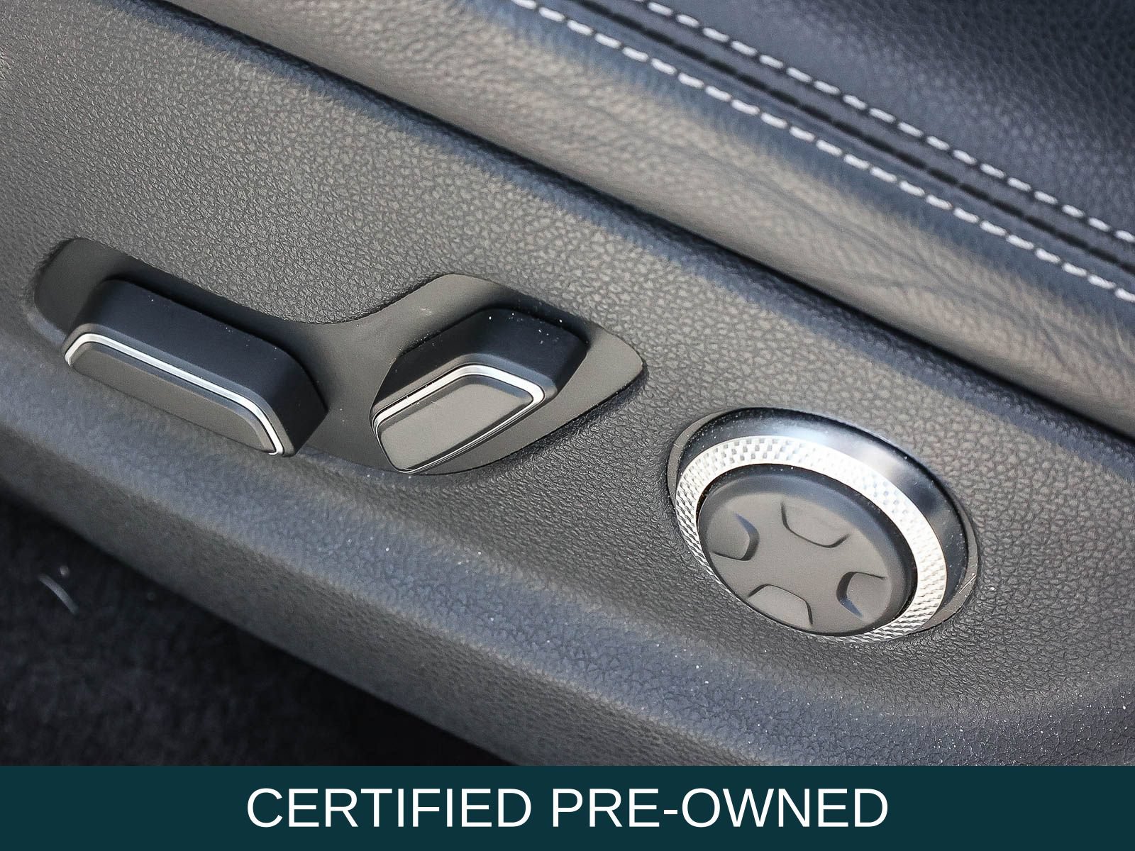 Used 2025 Genesis GV70 2.5T AWD/4WD image 23