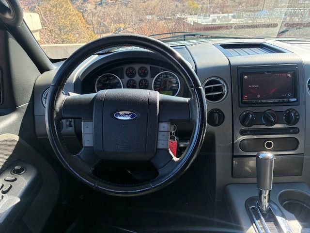 Used 2005 Ford F150 4x4 SuperCrew image 13