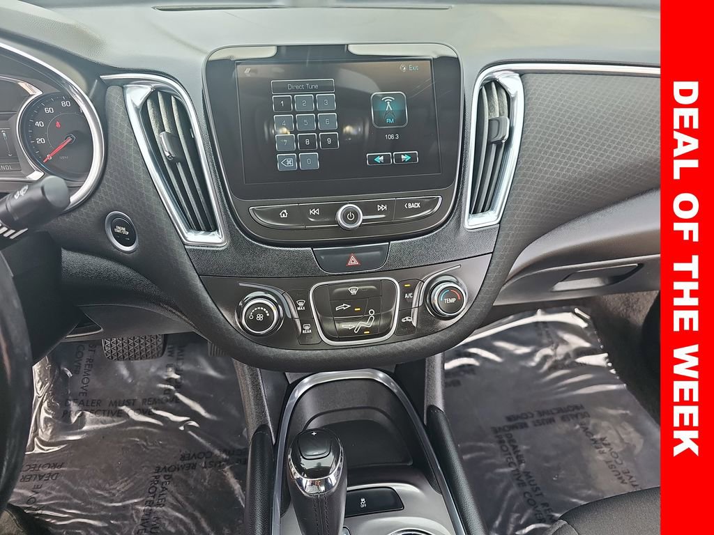 Used 2018 Chevrolet Malibu LT image 19