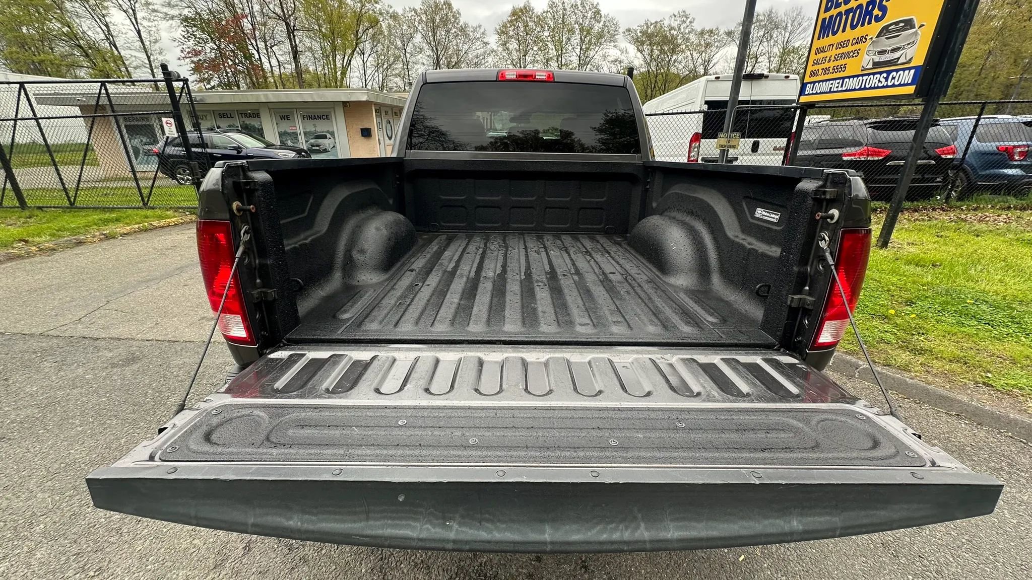 Used 2016 RAM 1500 Express AWD/4WD image 11