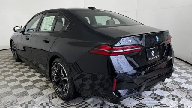 New 2026 BMW i5 eDrive40 w/ M Sport Package image 5