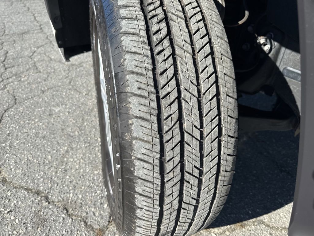 Used 2023 Toyota Tundra SR5 w/ SR5 Convenience Package image 31