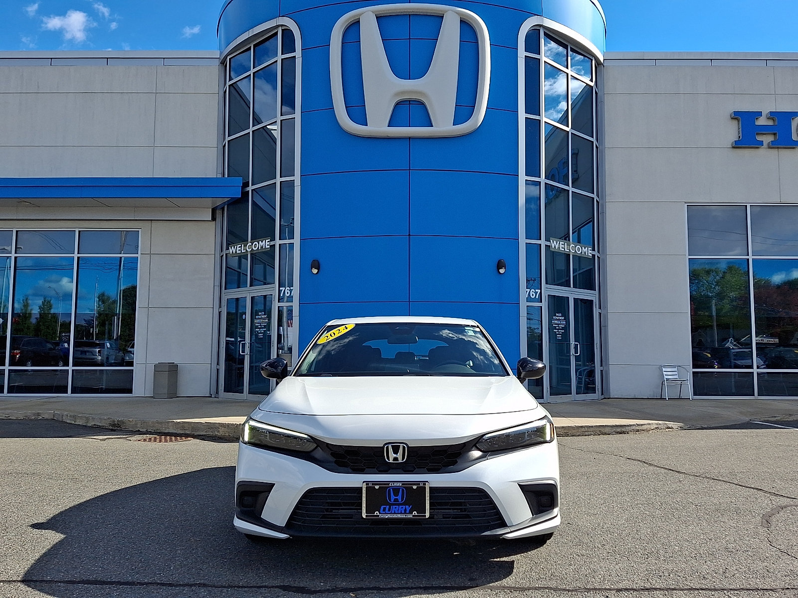 Used 2024 Honda Civic Sport image 2