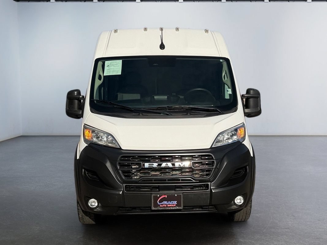 Used 2025 RAM ProMaster 2500 w/ Convenience Group FWD image 2