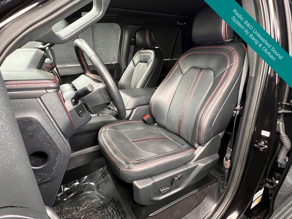 Used 2024 Ford Expedition Max Limited image 4