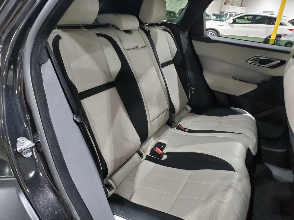 Used 2020 Land Rover Range Rover Velar R-Dynamic S image 19