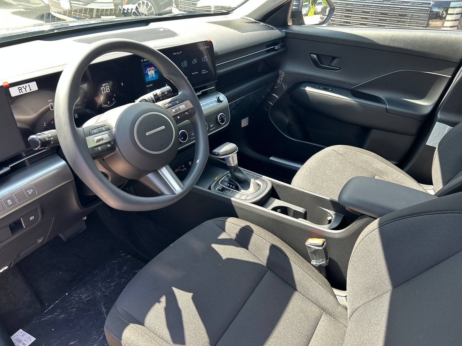 New 2027 Hyundai Kona SE AWD/4WD image 13
