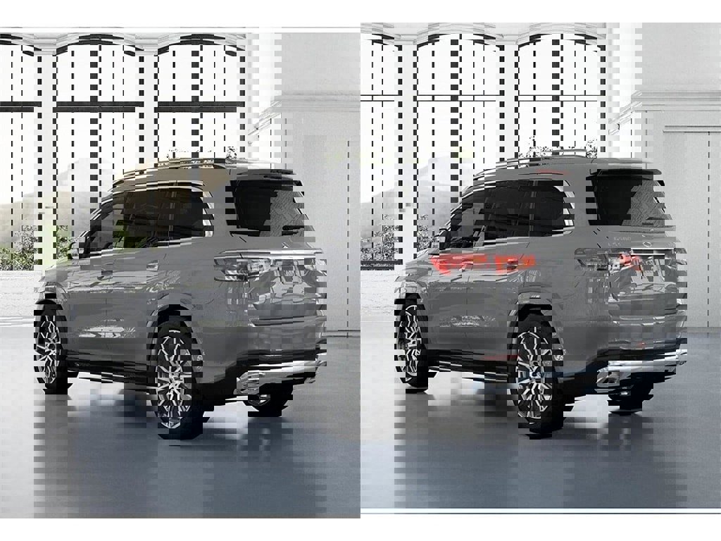 New 2026 Mercedes-Benz GLS 580 4MATIC image 29