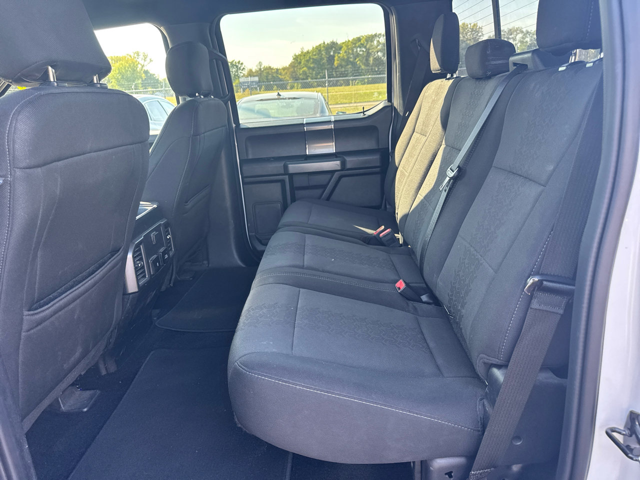 Used 2018 Ford F150 XLT w/ Equipment Group 302A Luxury image 11