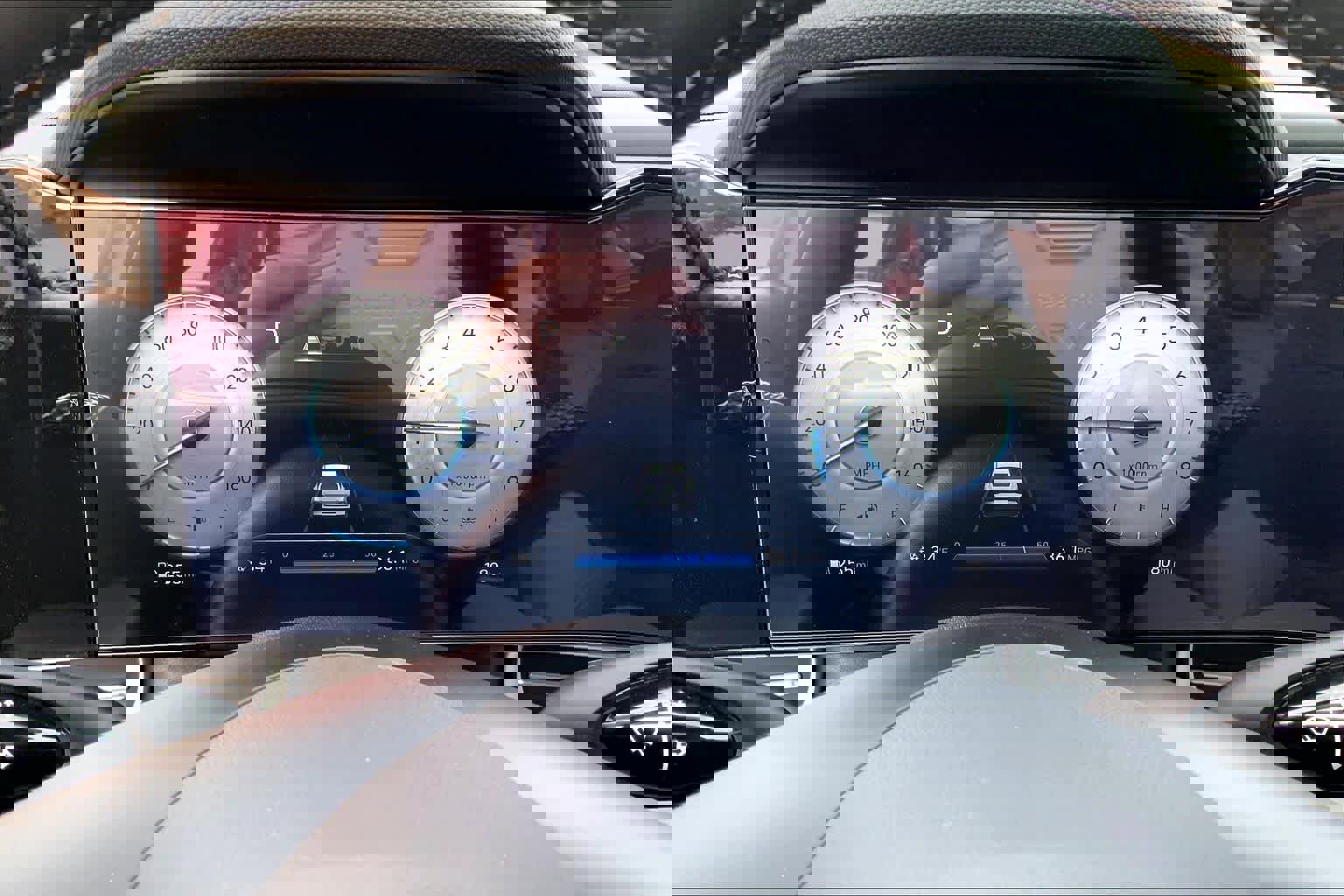 Used 2025 Hyundai Elantra Limited image 25