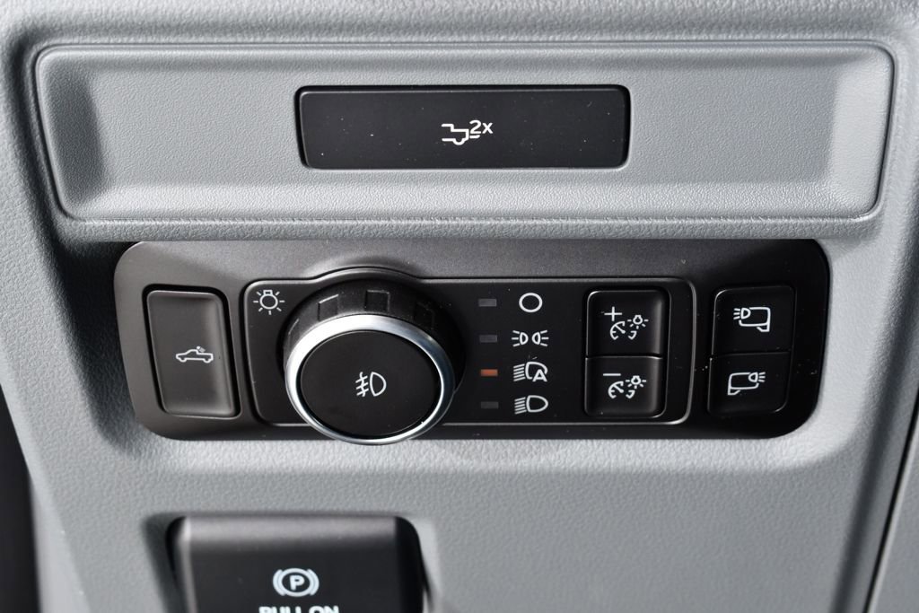 New 2026 Ford F150 XLT w/ Equipment Group 302A MID image 33