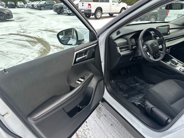 Used 2022 Mitsubishi Outlander ES image 29