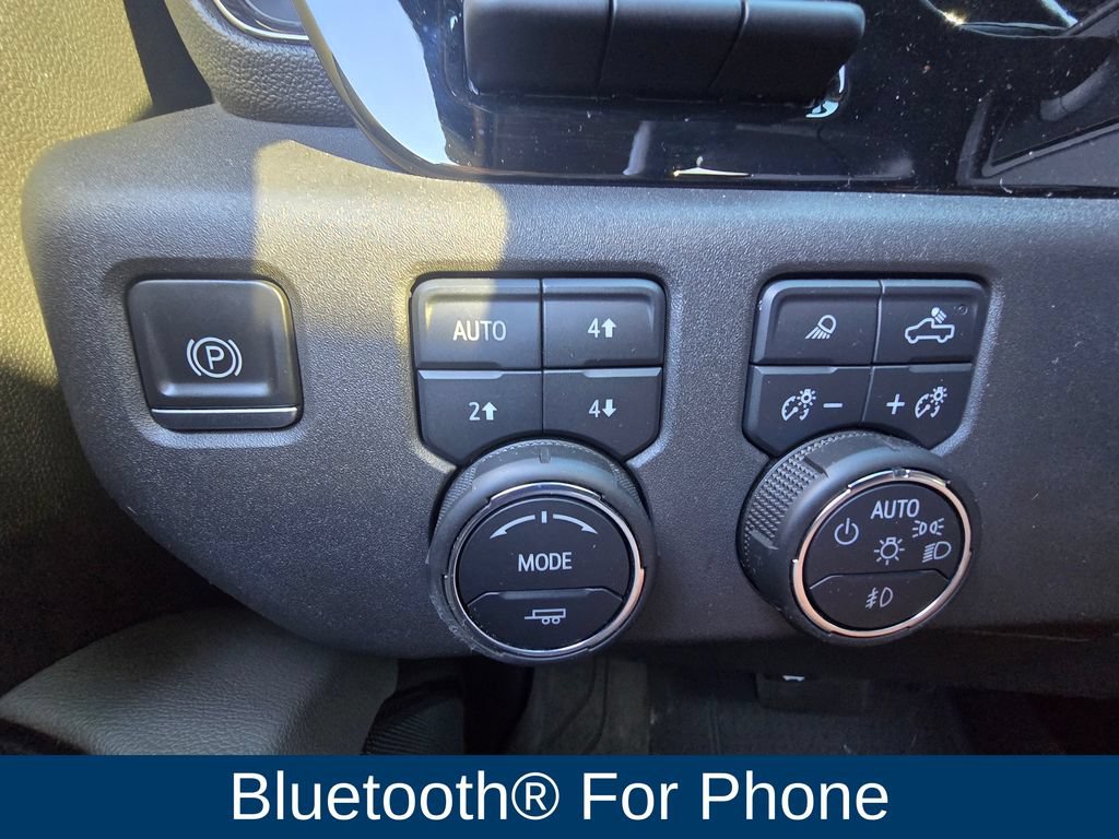 Used 2022 Chevrolet Silverado 1500 ZR2 w/ Technology Package AWD/4WD image 19