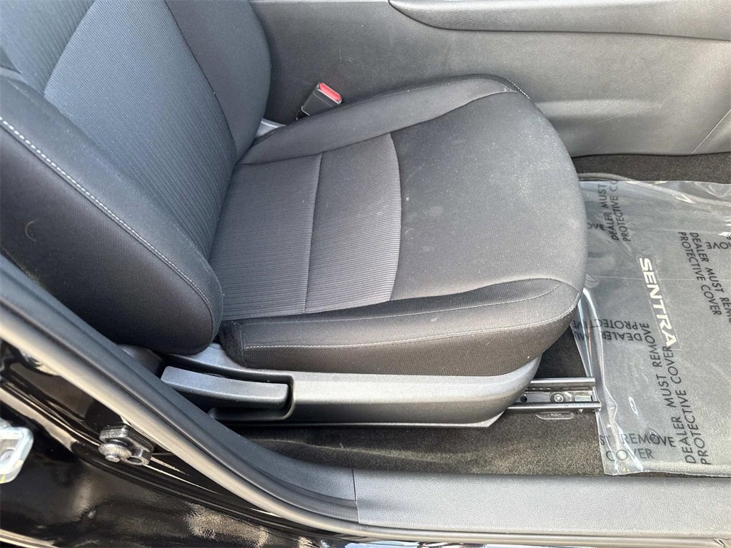 Used 2024 Nissan Sentra SV image 27