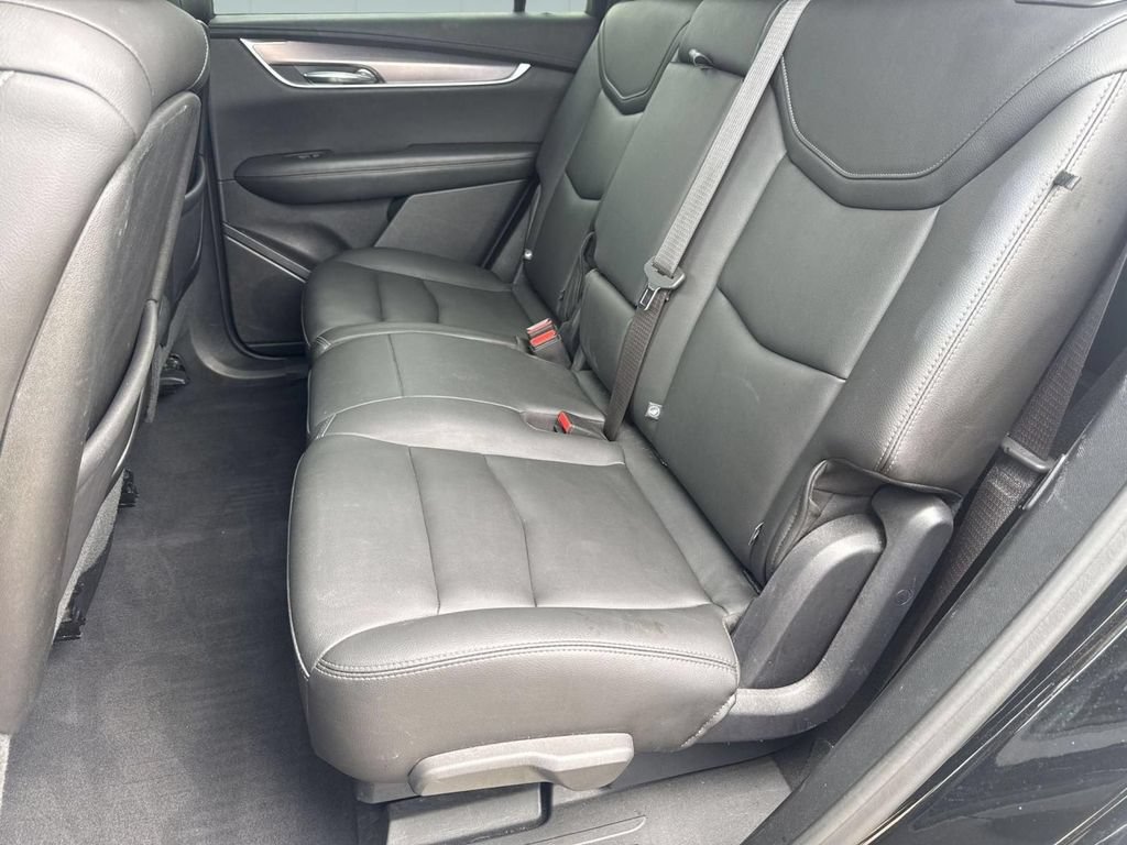 Used 2021 Cadillac XT6 Luxury w/ LPO, Floor Liner Package FWD image 27
