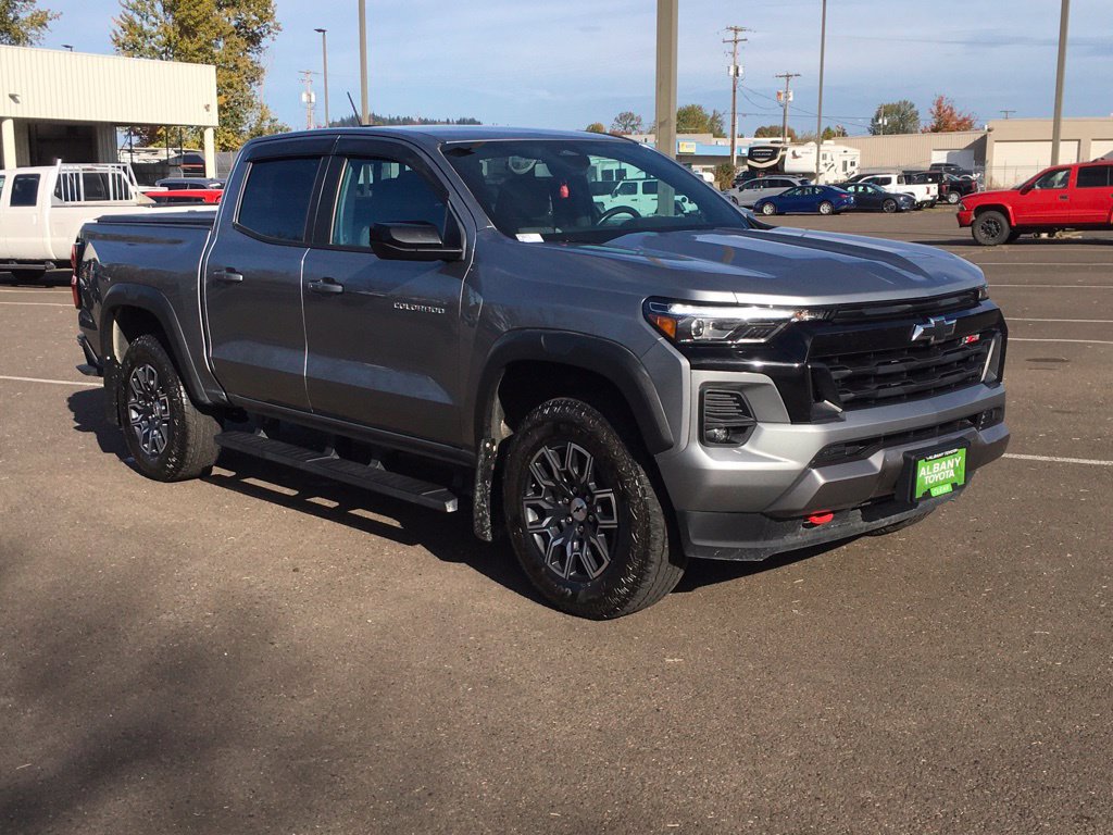 Used 2023 Chevrolet Colorado Z71 w/ Z71 Convenience Package 2 AWD/4WD image 8