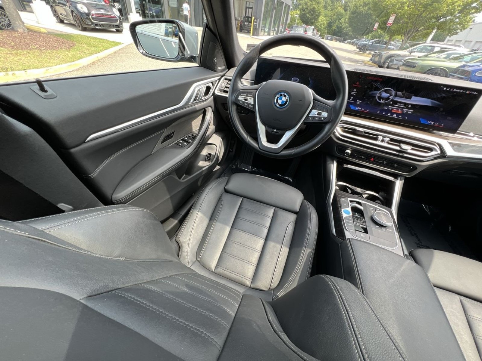 Used 2024 BMW i4 eDrive35 w/ Premium Package RWD image 4