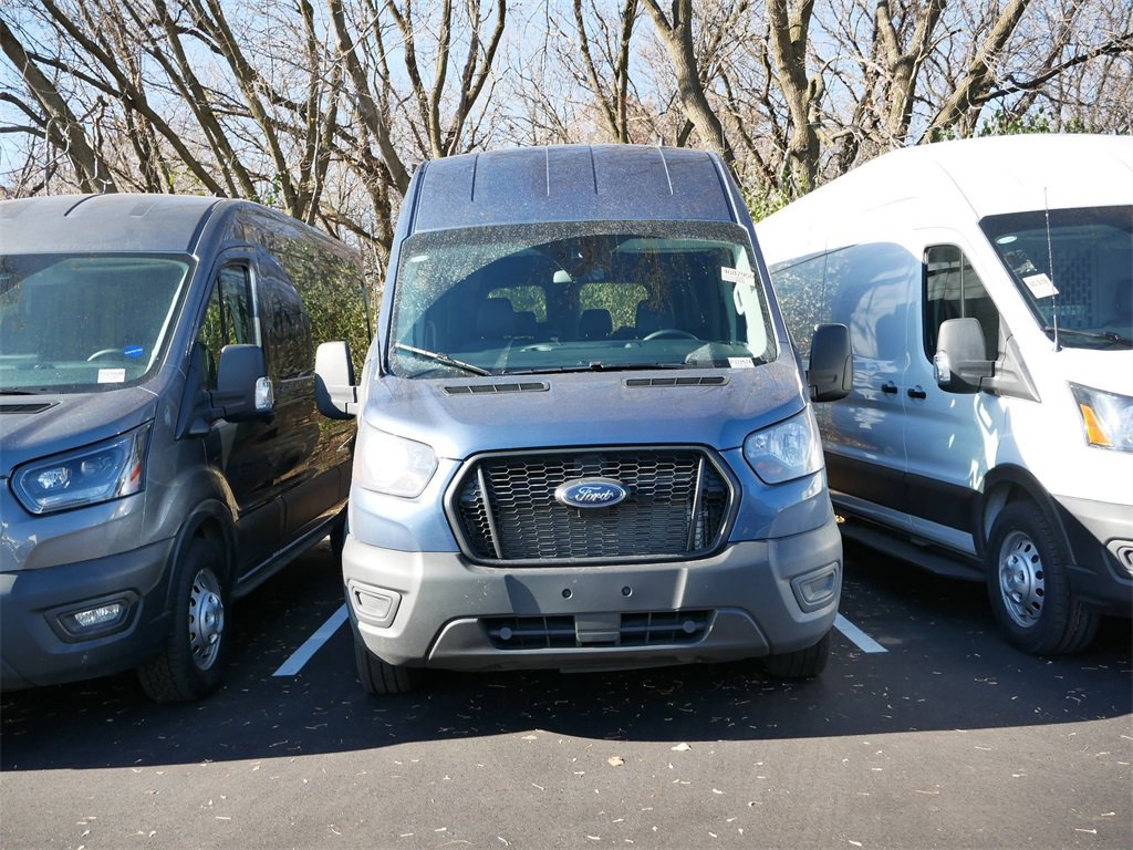 Used 2024 Ford Transit 350 XL image 2