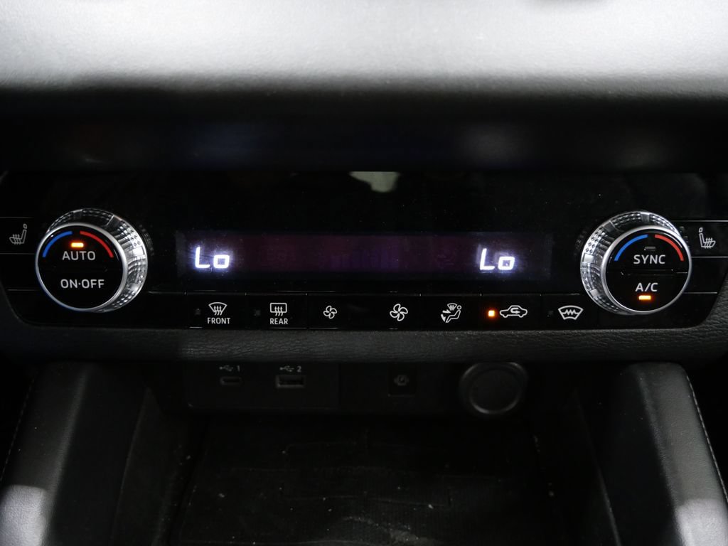 Used 2024 Mitsubishi Outlander SE AWD/4WD image 19
