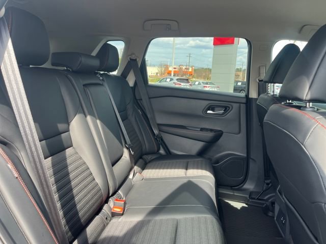 New 2026 Nissan Rogue SV image 12
