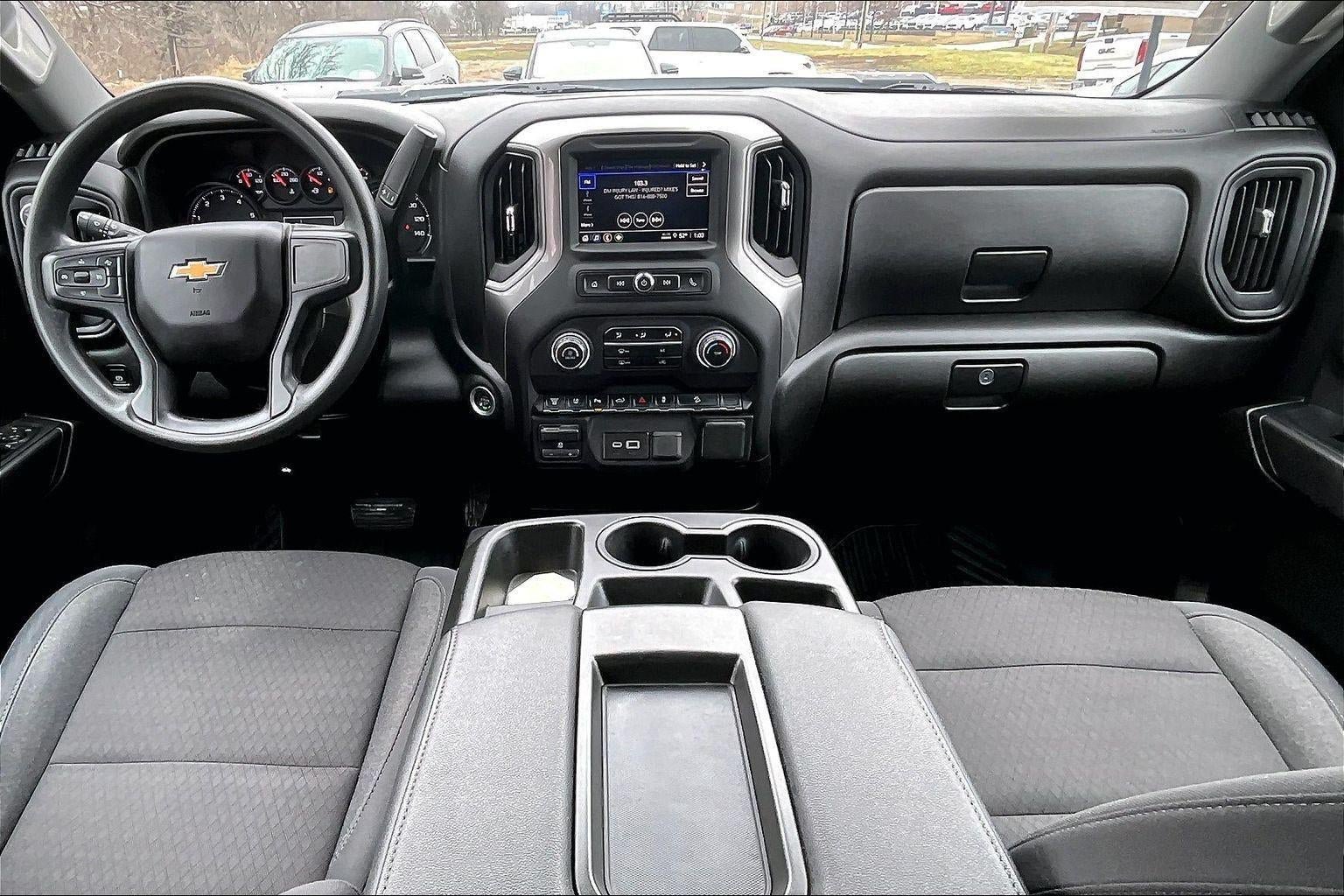 Used 2025 Chevrolet Silverado 2500 Custom w/ Custom Value Package AWD/4WD image 13