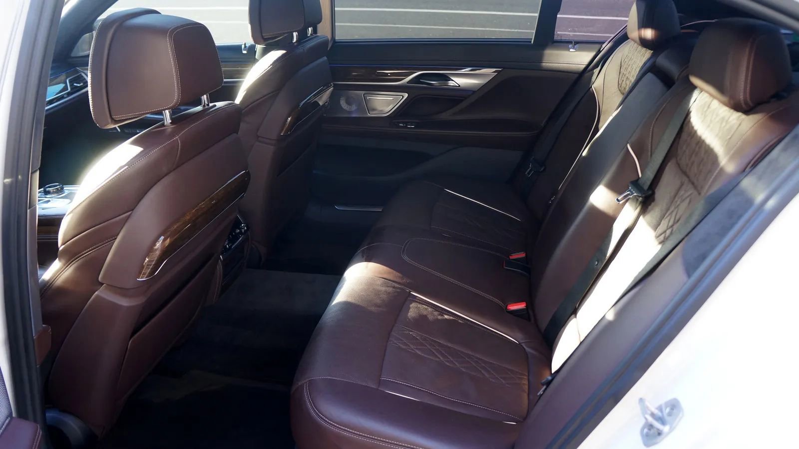 Used 2016 BMW 750i xDrive 750i xDrive Sedan 4D image 16