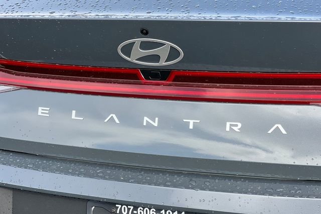 New 2026 Hyundai Elantra Blue image 9